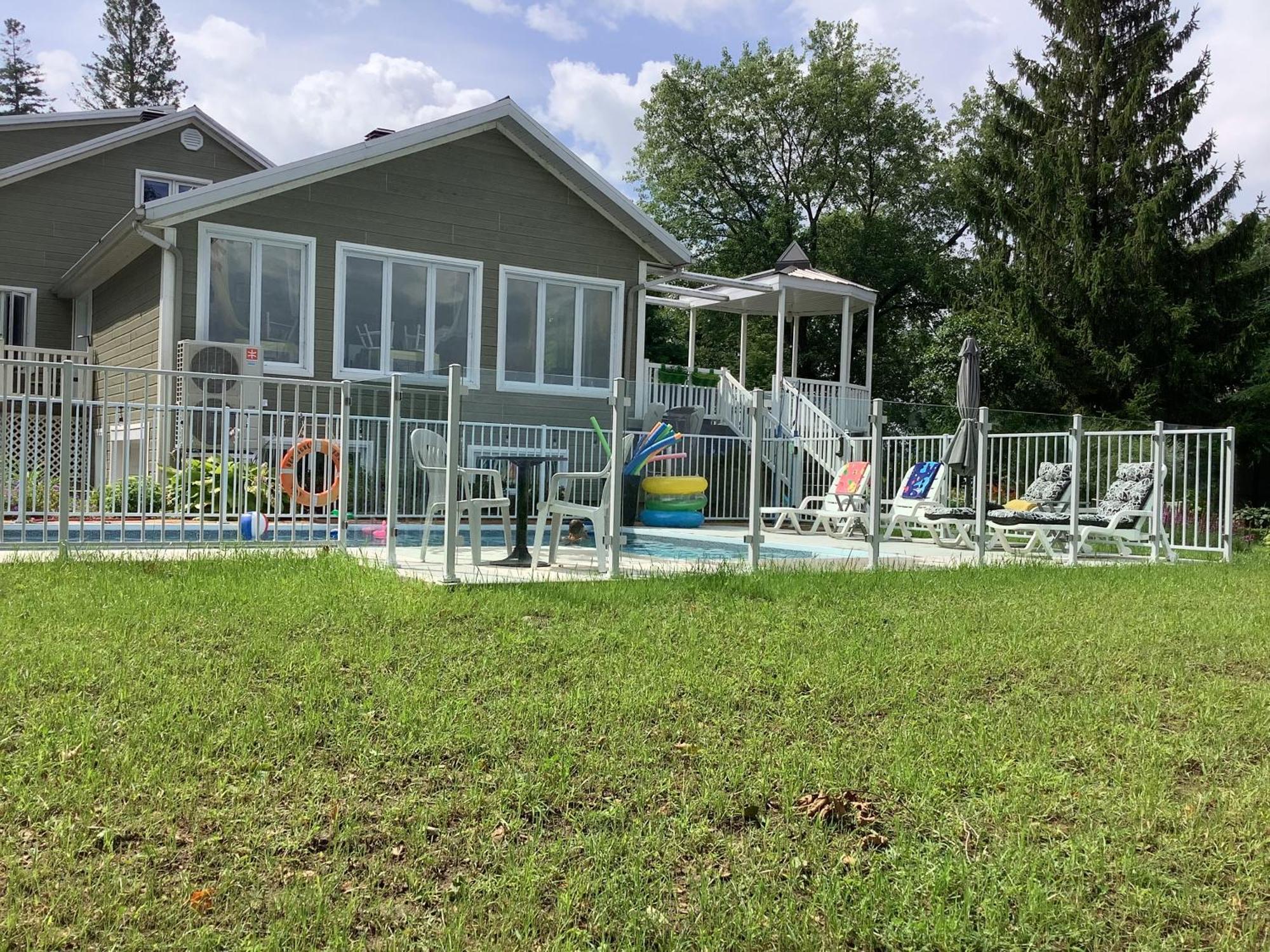 Bed and Breakfast Les Saisons Du Fleuve Lotbiniere Exterior foto